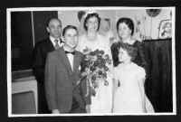 Alice bryllup Far,John,Mor,Lene.jpg (50723 byte)