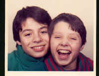 Morten-Emil-og-Sarah-Kobenh.jpg (25537 byte)