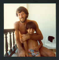 Morten-Emil-og-jeg-Paa-Gran.jpg (31044 byte)