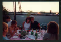 Susan-og-jeg-paa-min-40-aar.jpg (114374 byte)